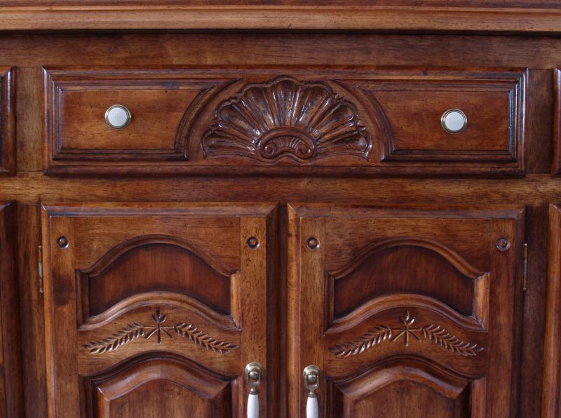 Wood Cabinet Staining in Kokomo, IN